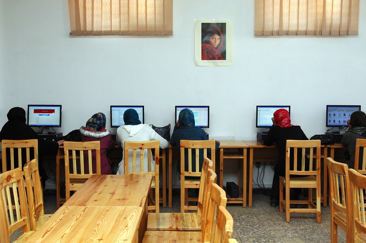 Online Education as a Lifeline of Learning Opportunities for Afghan Girls and Women: An Interview with Sima Ahmadi